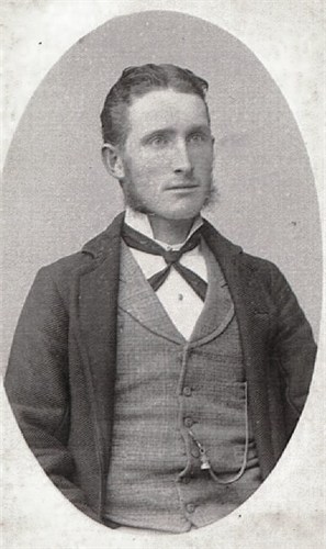 Photo of photos/George Duncan McRae (son of Ann McLennan) bn 1865 Tamworth